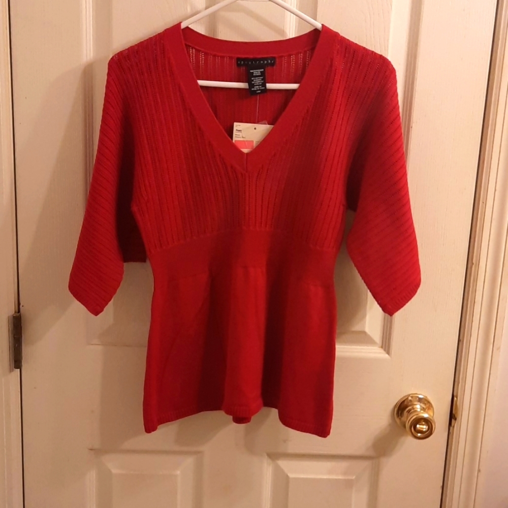 Size M red kimono sweater